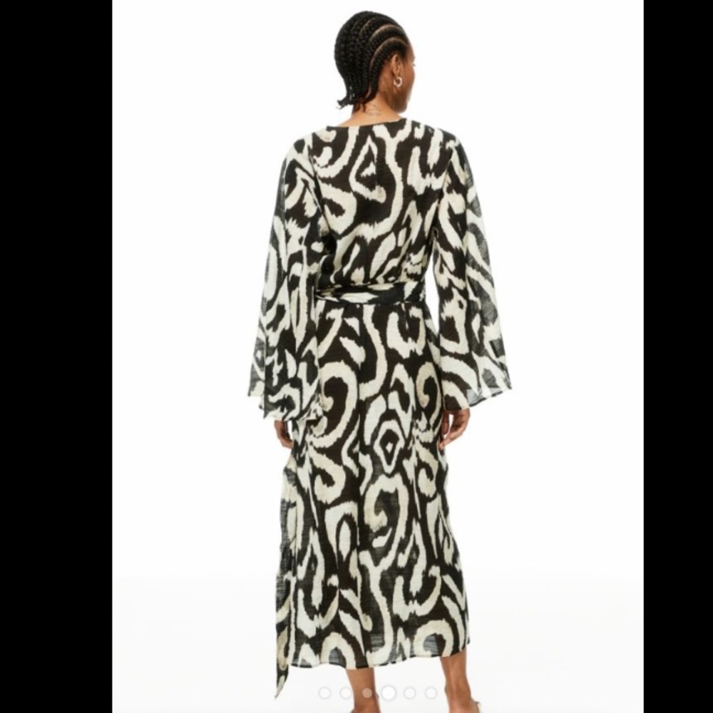 H&M Wrap Long Dress with Flared Sleeves - Picture 4 of 6
